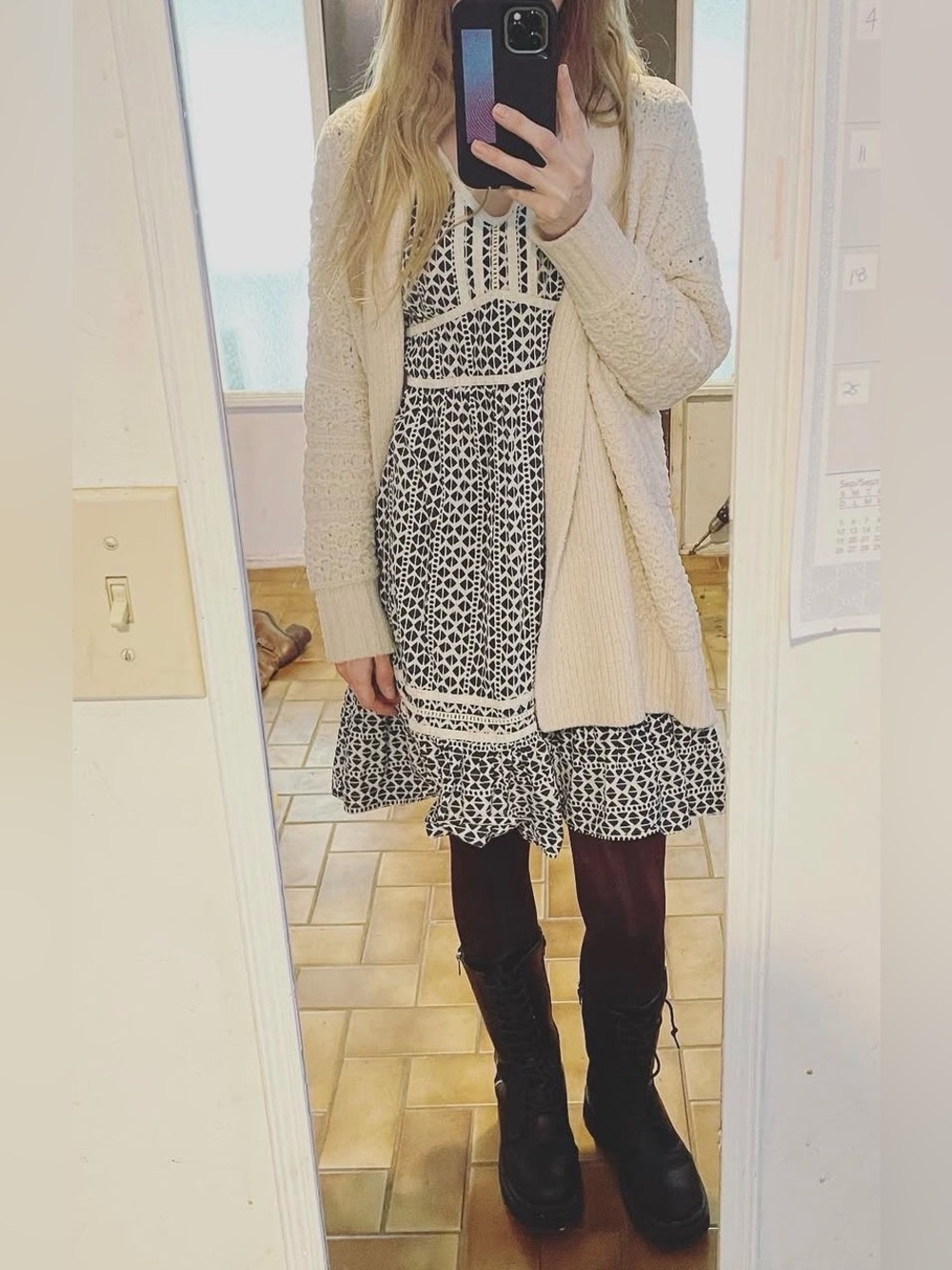Navy and White Printed V-Neck Midi Dress - Picture 4 of 12